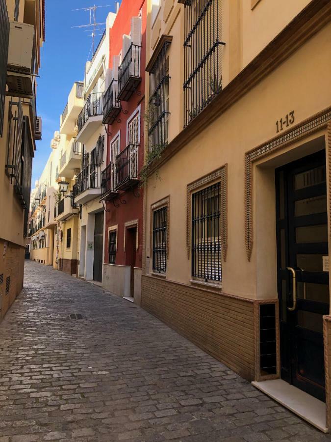 Serva La Bari Shared Apartment Sewilla Zewnętrze zdjęcie