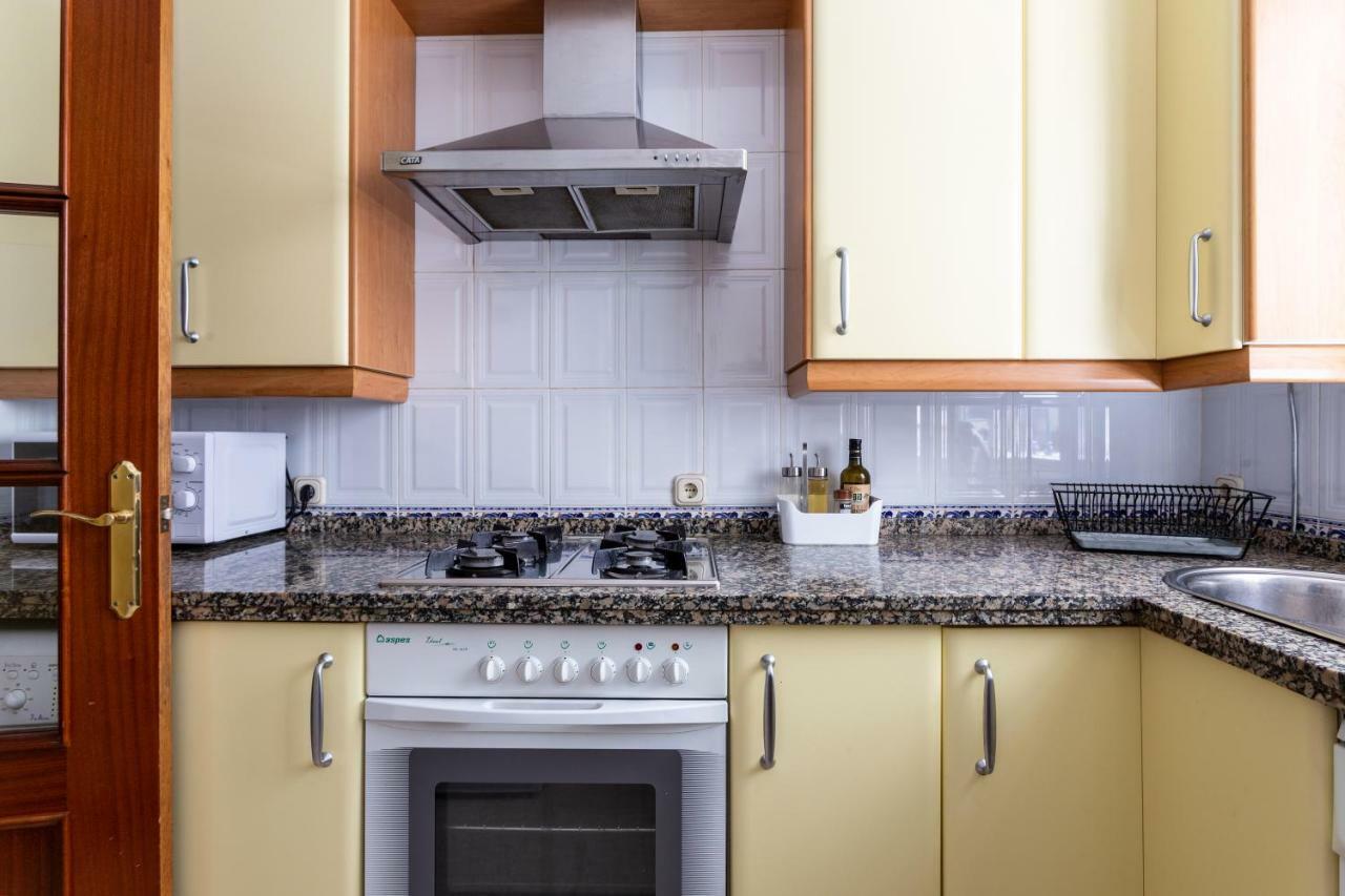 Serva La Bari Shared Apartment Sewilla Zewnętrze zdjęcie